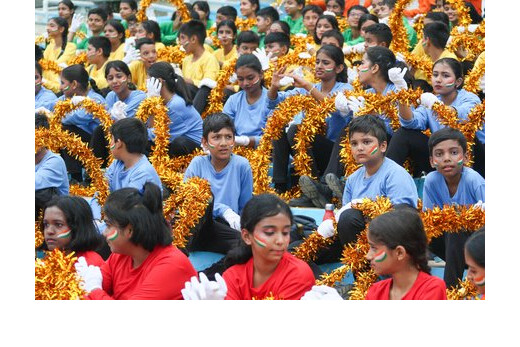 खतरनाक AQI के चलते दिल्ली सरकार का बड़ा फैसला, कक्षा 5 तक ऑफलाइन कक्षाएं स्थगित
